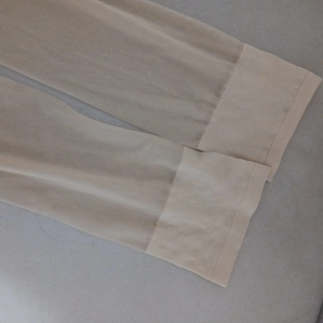 Beige tunna nylonstrumpor - 1