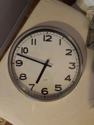 Vägg klocka från Ikea  - Vägg klocka från ikea, bra skick 