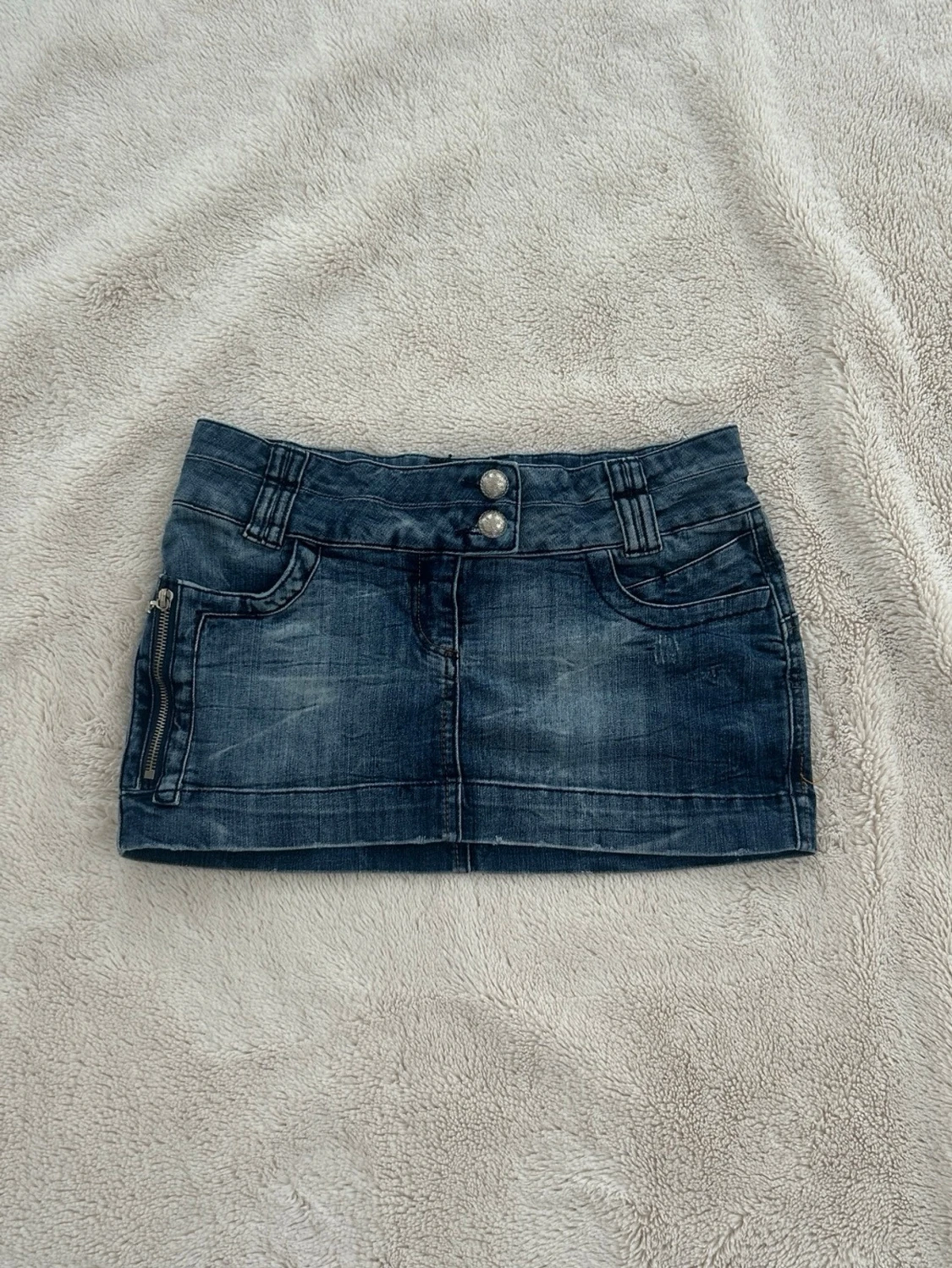 Lågmidjad jeanskjol - 2