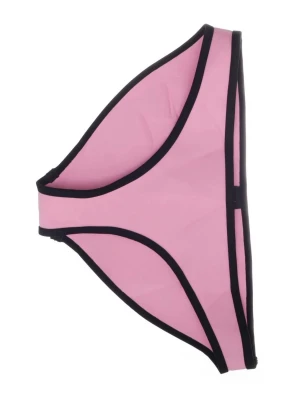Rosa bikiniunderdel från Triangl - Säljer en rosa bikiniunderdel från Triangl med svarta kanter. Tillverkad i neopren för en sportig och modern look. Perfekt för strand eller poolhäng. Enkel och stilren design som ger en snygg kontrast mellan färgerna. Säljs inte längre, sitter lika bra som M❤️ 