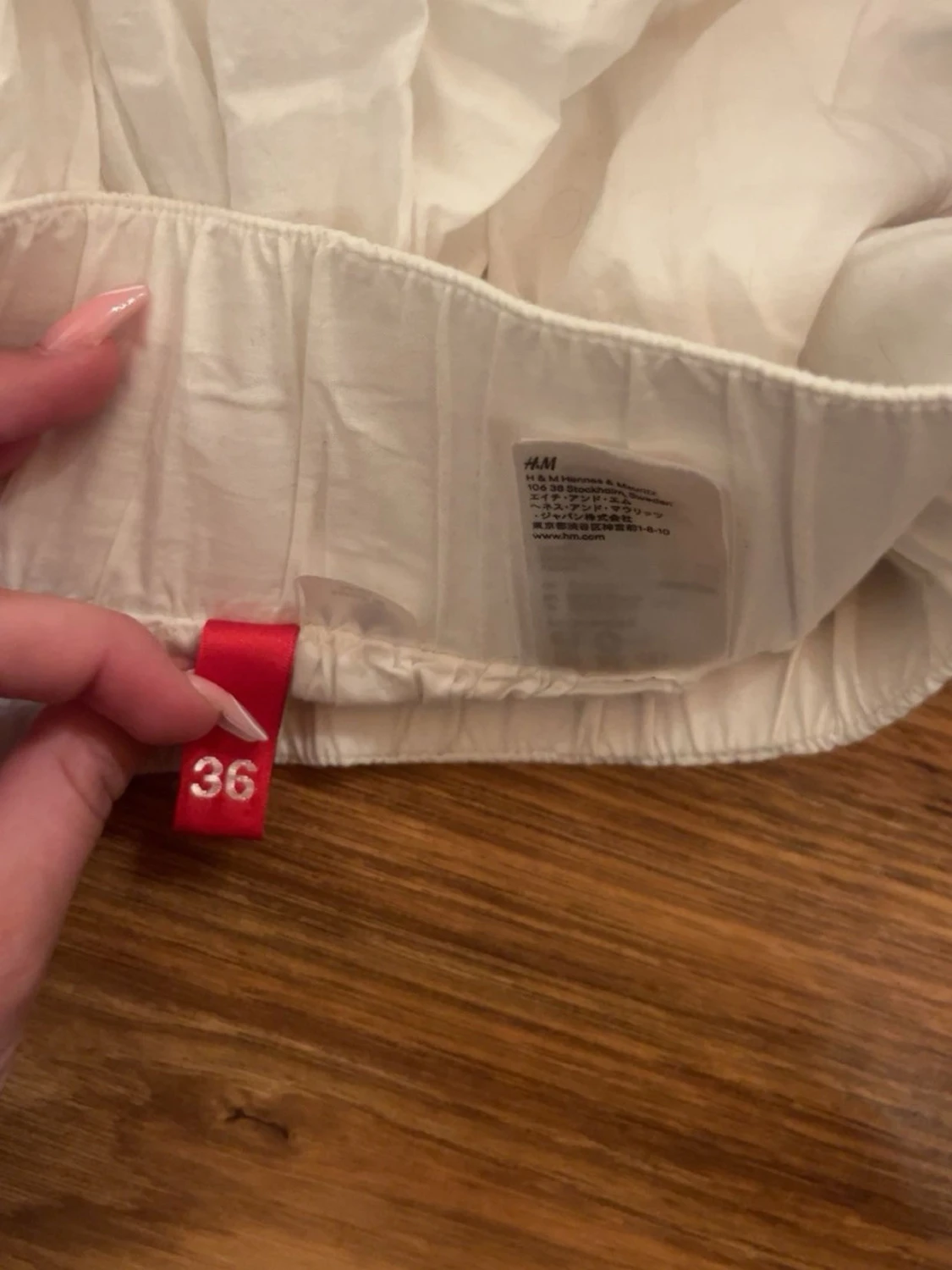 Vit volangkjol från H&M, storlek 36 - 2