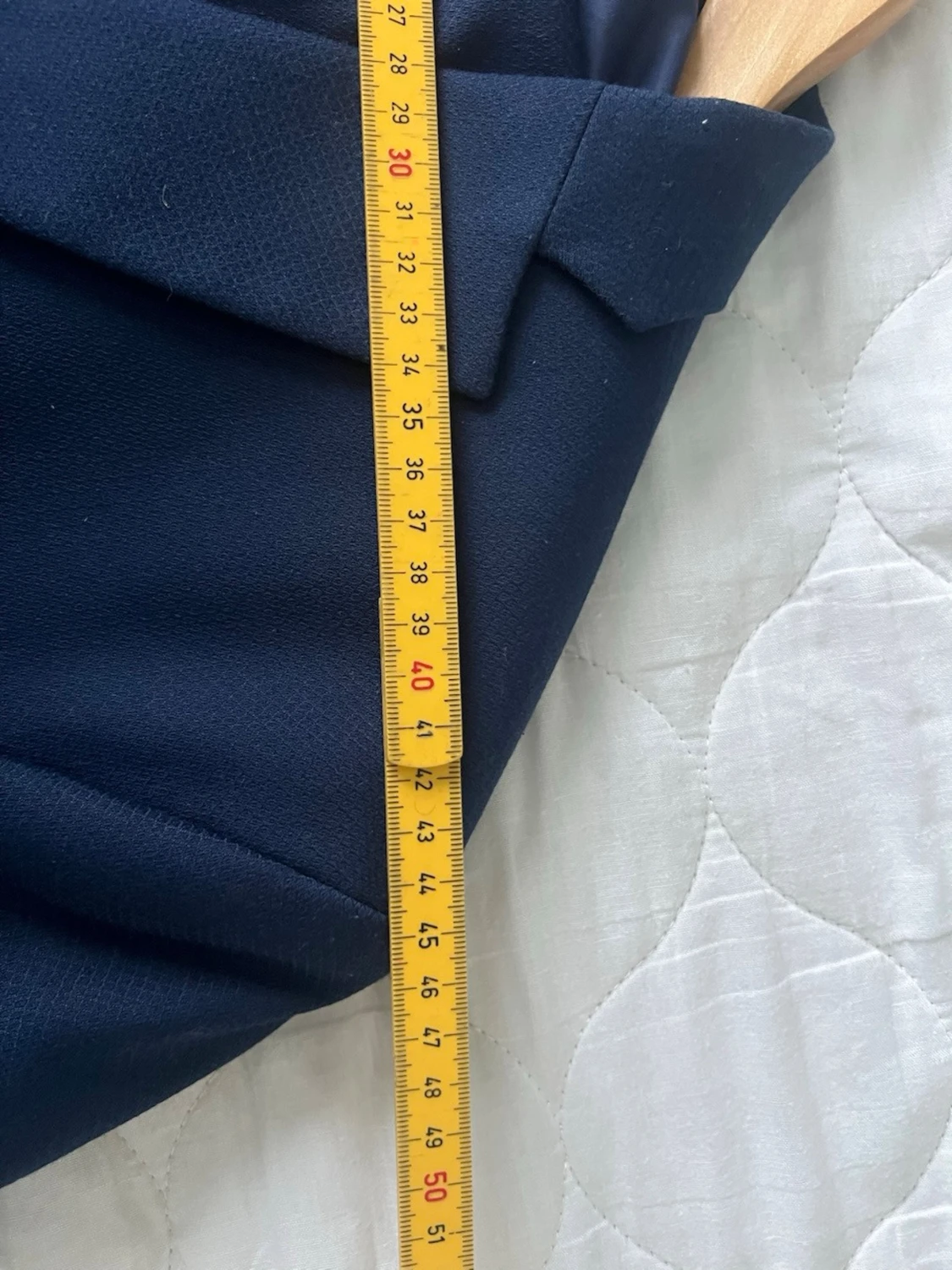 Mörkblå kavaj med klassisk passform - 3