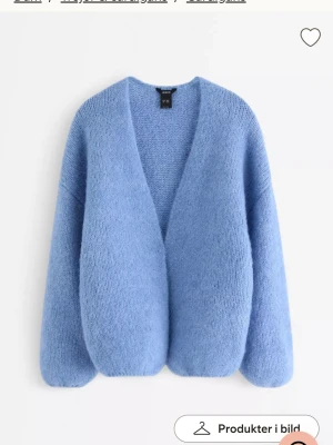 Blå kofta från lindex - En blå kofta från lindex storlek xs /s köpt här på plick säljer då den inte används❤️