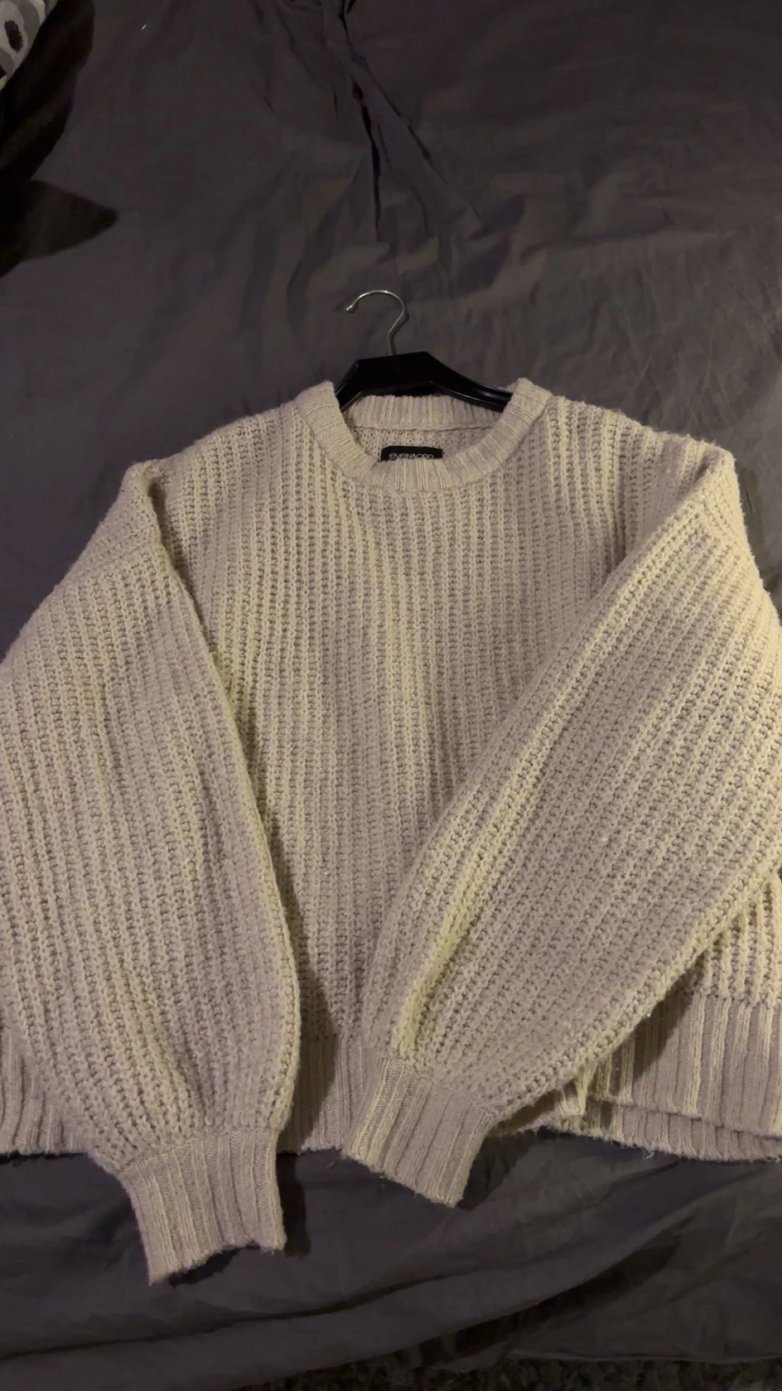 Beige stickad tröja från Even&Odd - 1