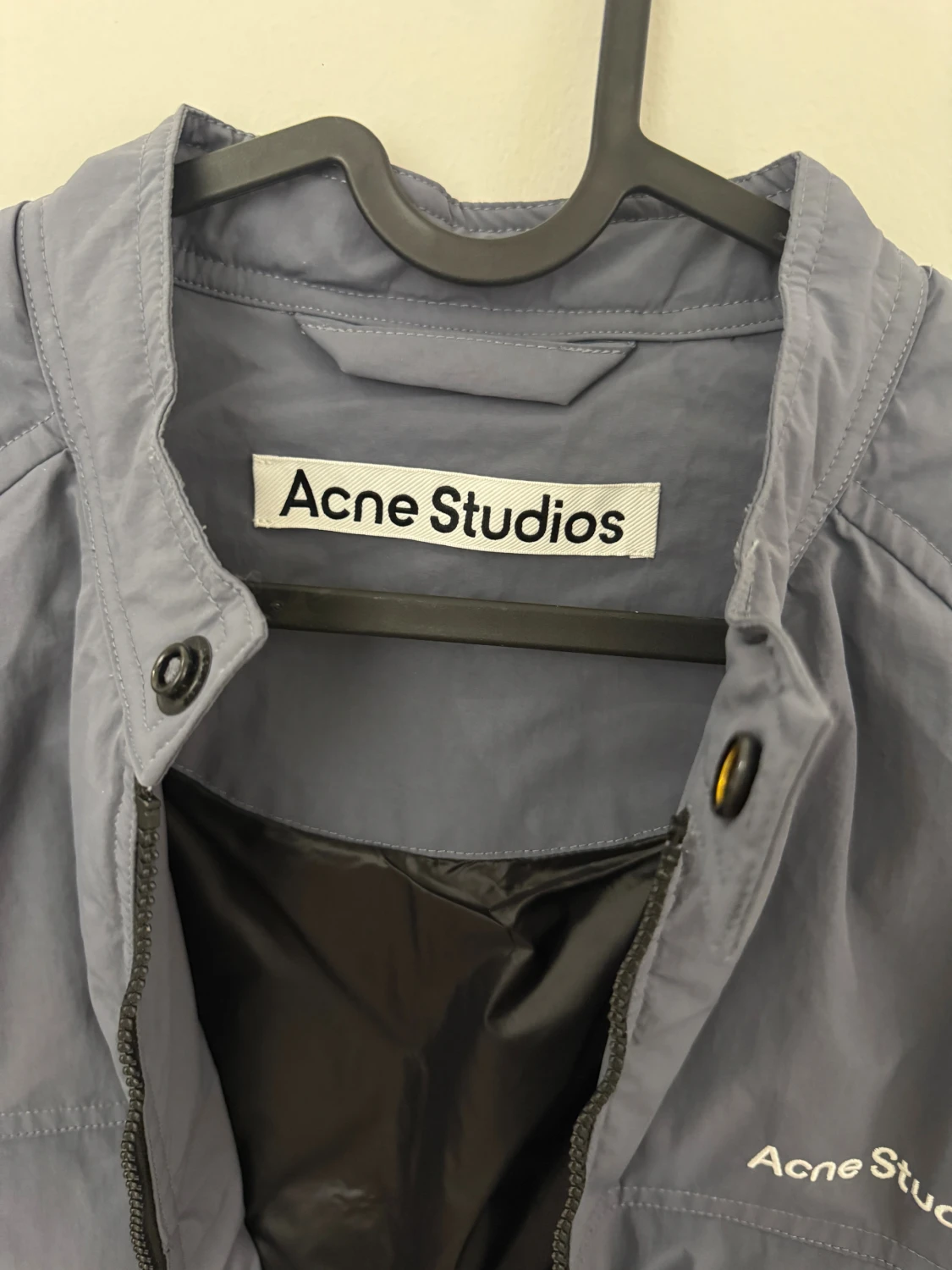 Lavandel Grå pufferjacka från Acne Studios storlek 46 (S) - 1