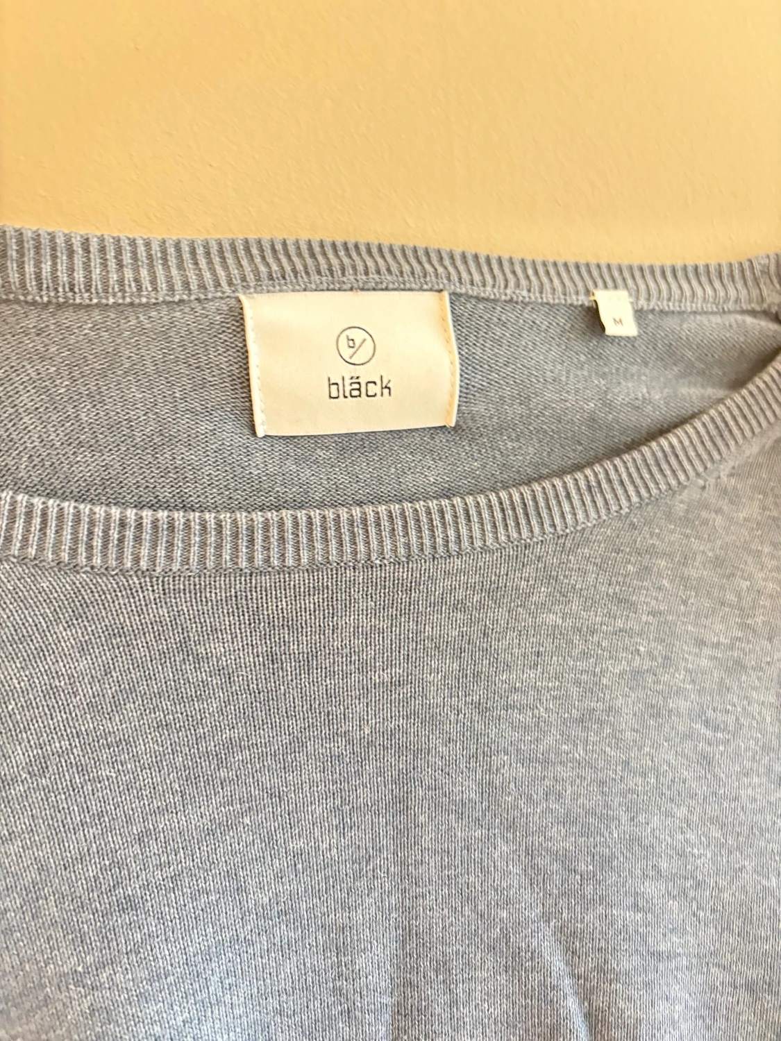 Blå stickad tröja från Bläck - 1