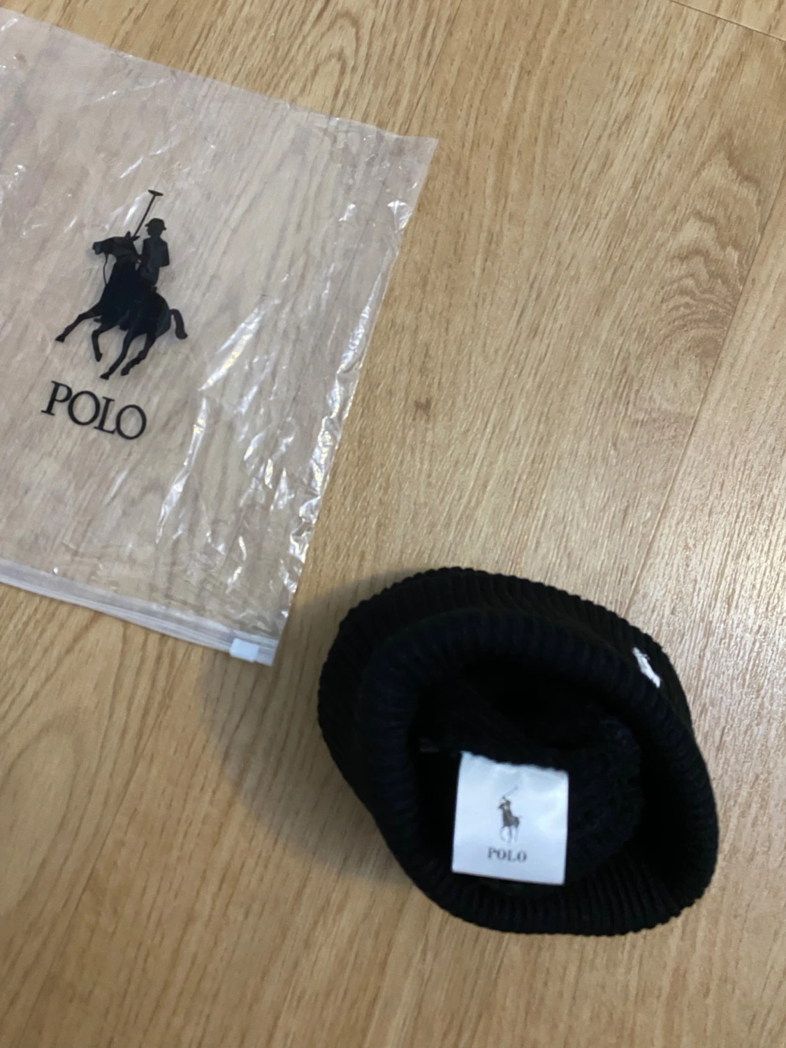 Svart ribbad mössa från Polo Ralph Lauren - 2