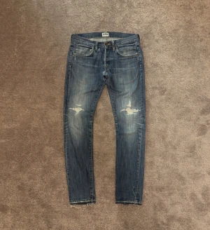 Edwin Jeans - Edwin Jeans med snygg åldring/fade | Fint skick / Storlek: 31x34 | Hör av dig vid mer frågor