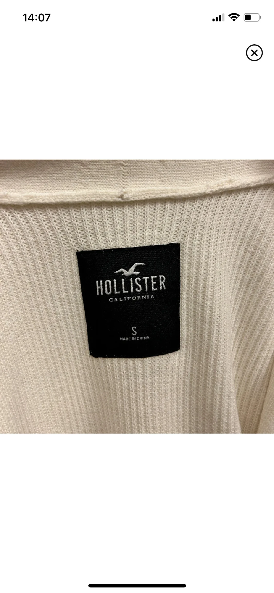 Vit kofta från Hollister med knappar - 1
