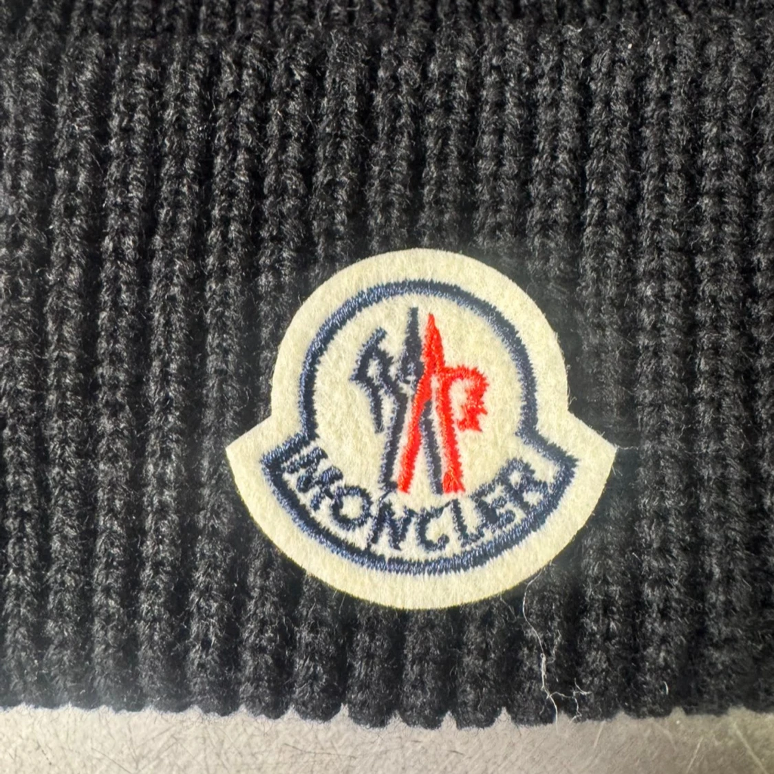 Moncler mössa - 2