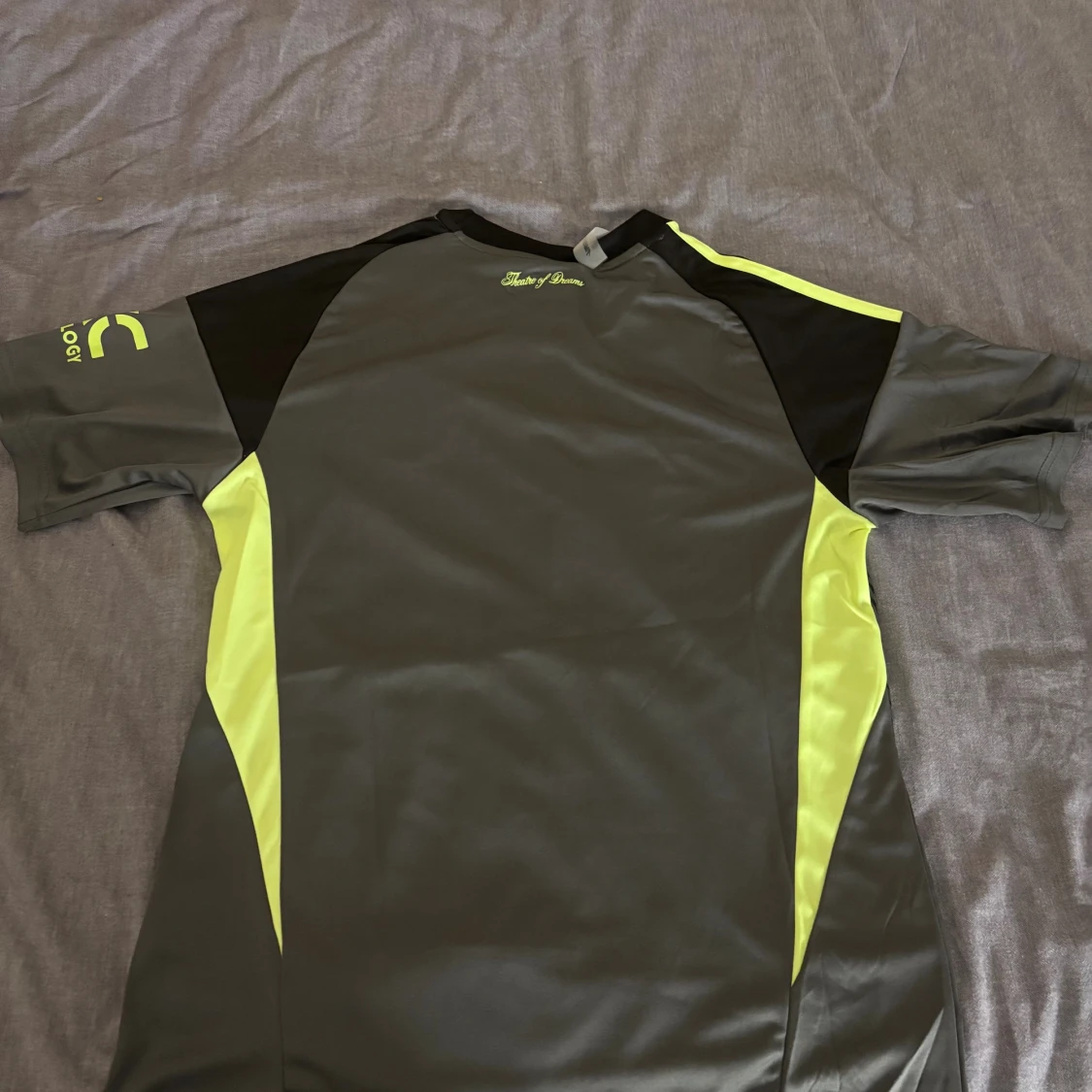 Manchester United Adidas fotbollströja - 1