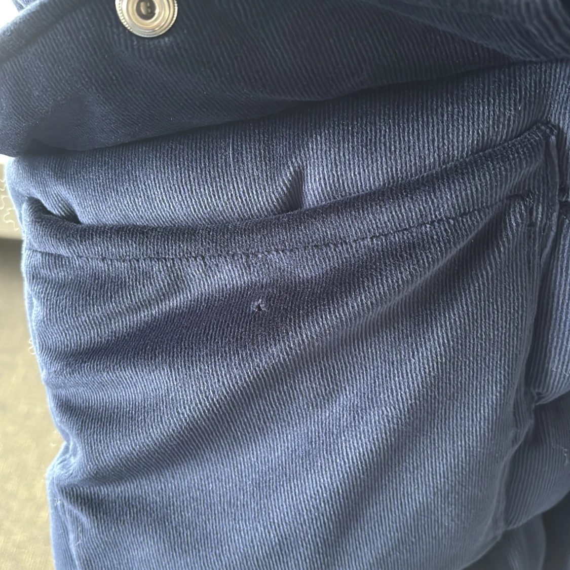 Mörkblå manchester dunväst  - 3