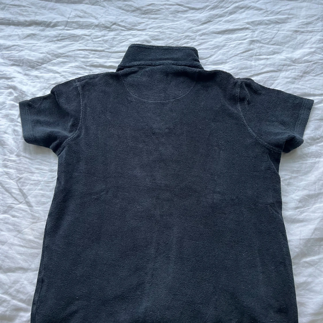 Mörkblå frotté pikétröja - 1