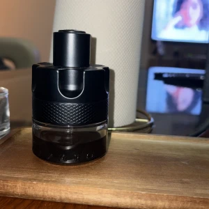 Azzaro Most Wanted Parfum  - Säljer en Dunder parfym från Azzaro, ca 15/50ml kvar, pris kan diskuteras vid snabb affär, har tyvärr inte boxen 