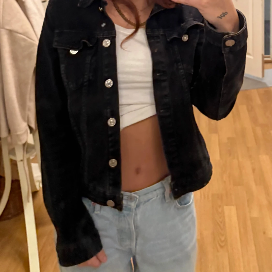 Svart jeansjacka från zara - 1