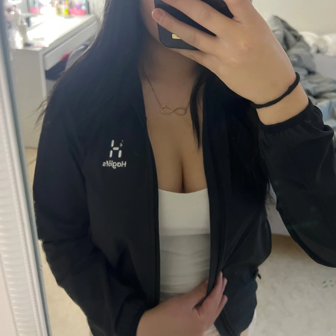 Svart vindjacka från Haglöfs - 2