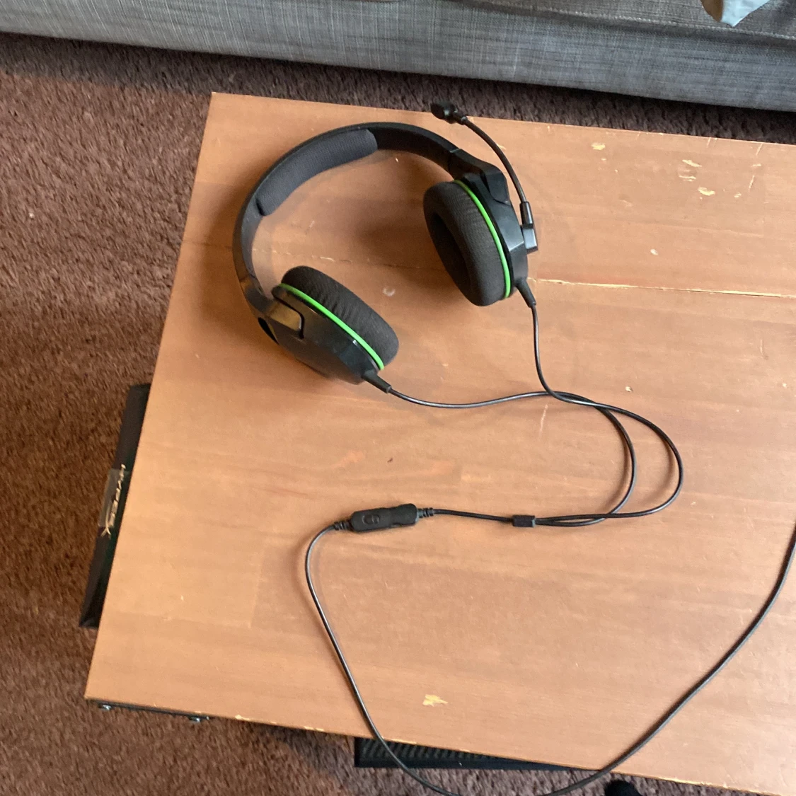 HyperX CloudX Stinger Core – Xbox, med originalförpackning