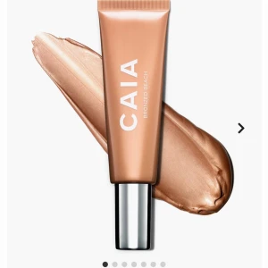 Caia liquid highlighter - Endast testad, i princip helt ny. Nypris var 325kr