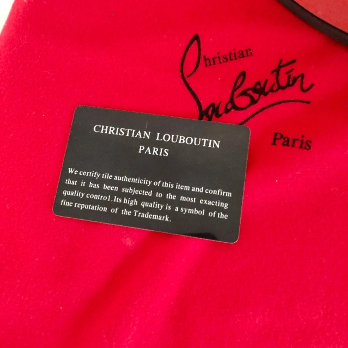 Svarta sneakers från Christian Louboutin - 4