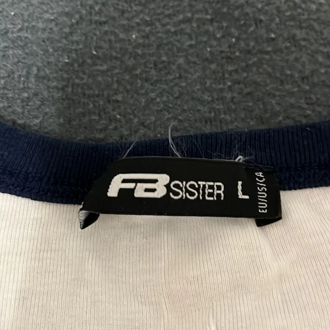 Vit långärmad tröja FB Sister - 2