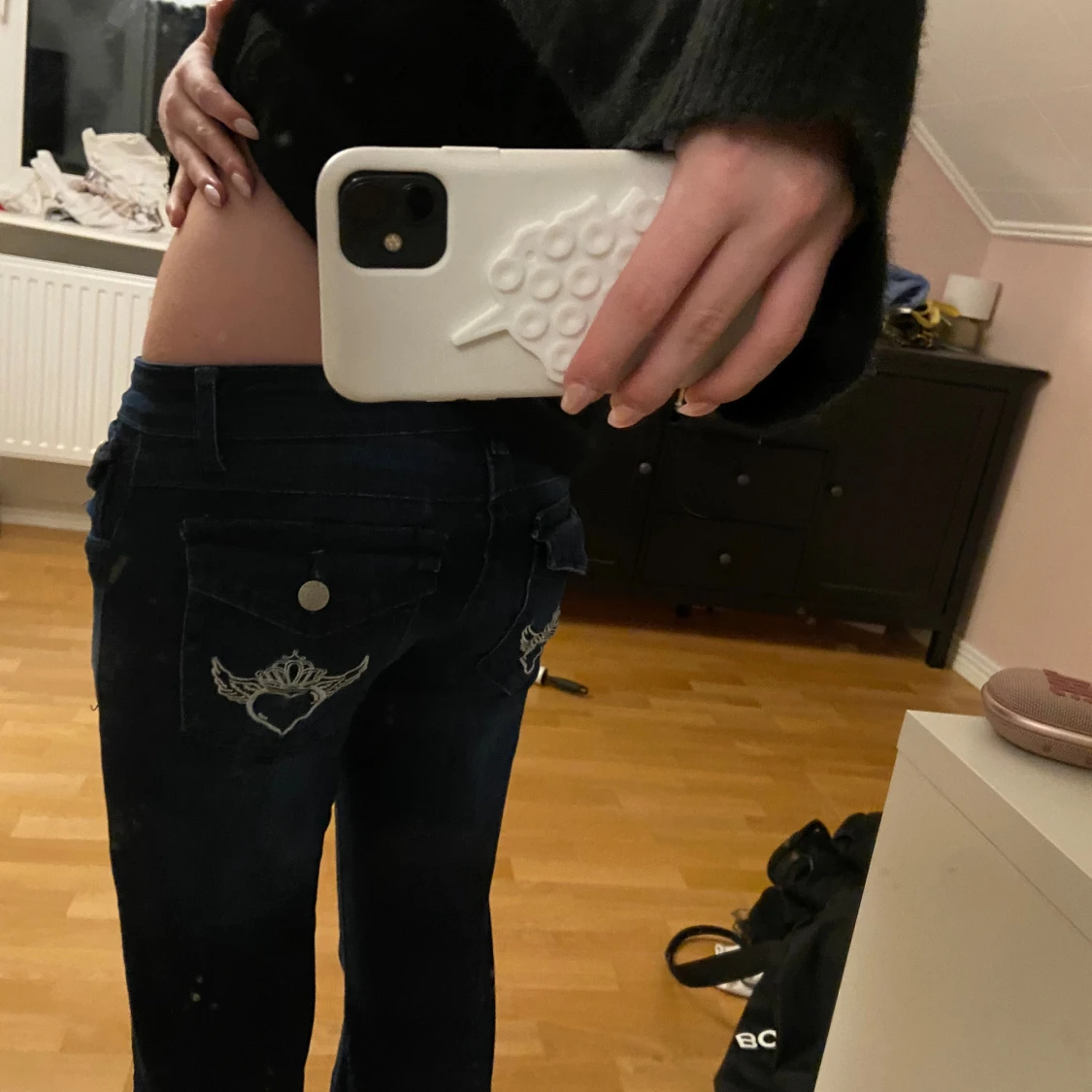 Mörkblå bootcut jeans från Yamz XS - 1
