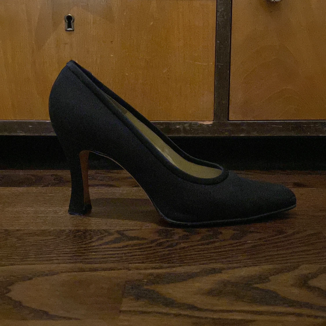 Eleganta svarta klackskor  - 2