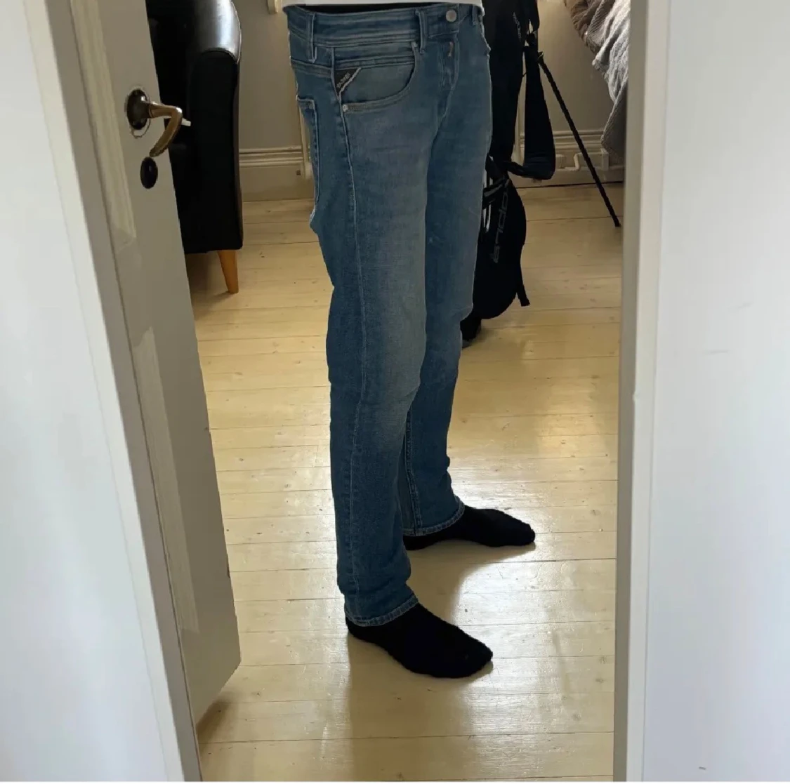 Ljusblå slim jeans från Replay - 2