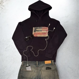 Ralph Lauren denim & supply hoodie - En skit snygg hoodie från Ralph lauren denim & supply i riktig bra skick. Tröjan har många snygga detaljer och är i storlek small