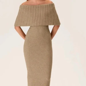 Adoore klänning  - Så snygg klänning använd två gnr 💕💕passar xs/m  (strechig) 