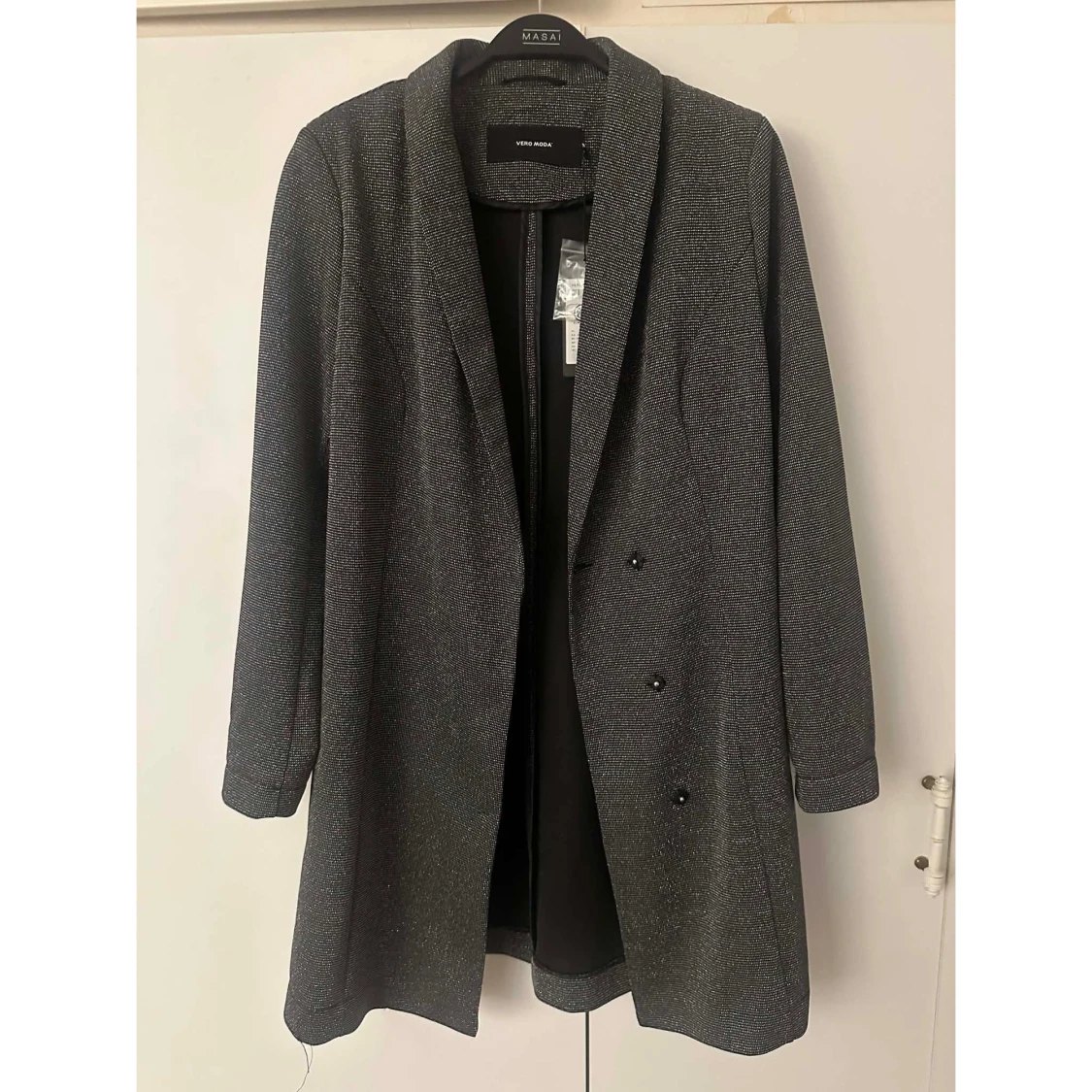 Glittrig kavaj från Vero Moda