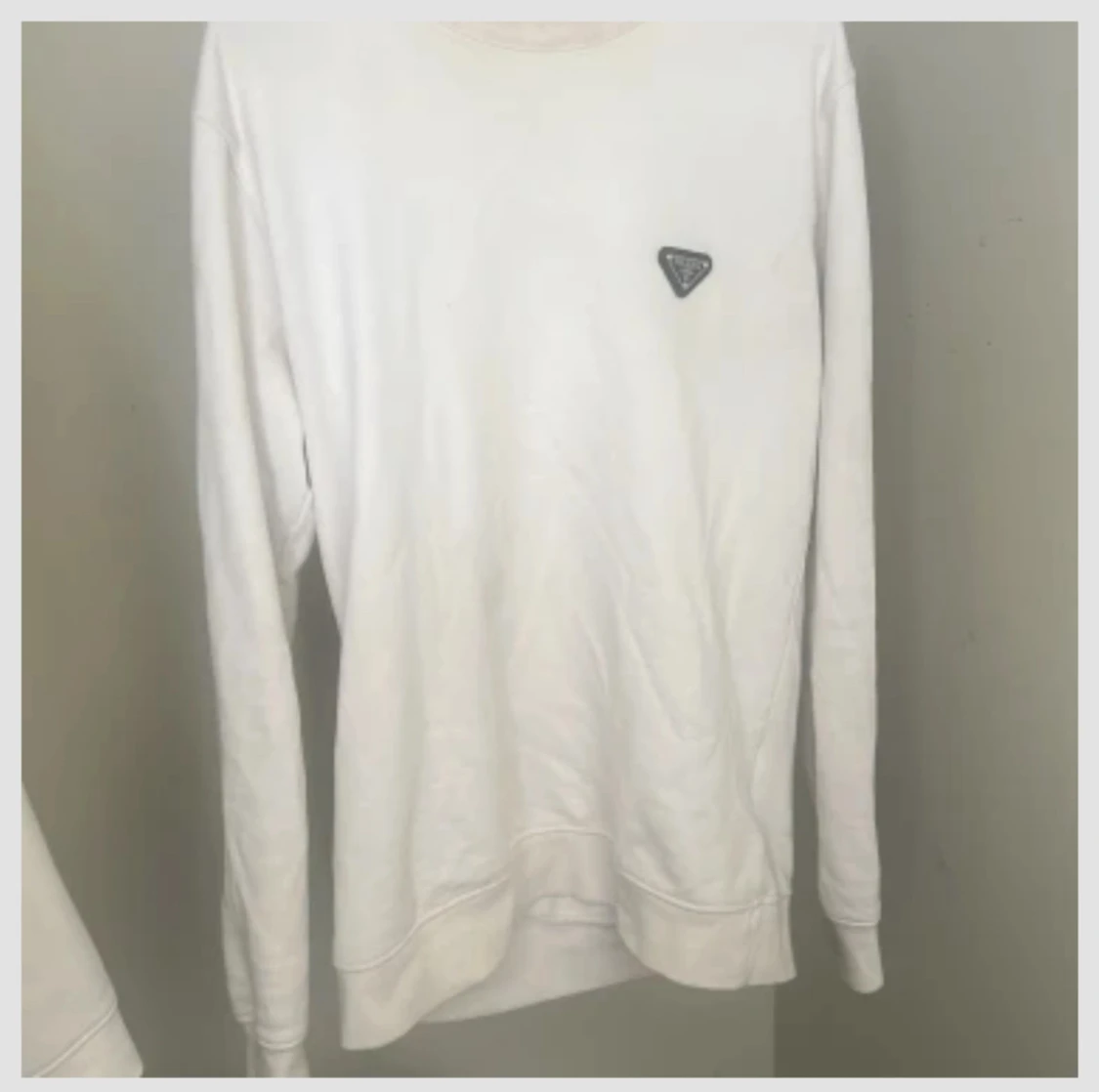 Vit långärmad tröja från Prada - 1