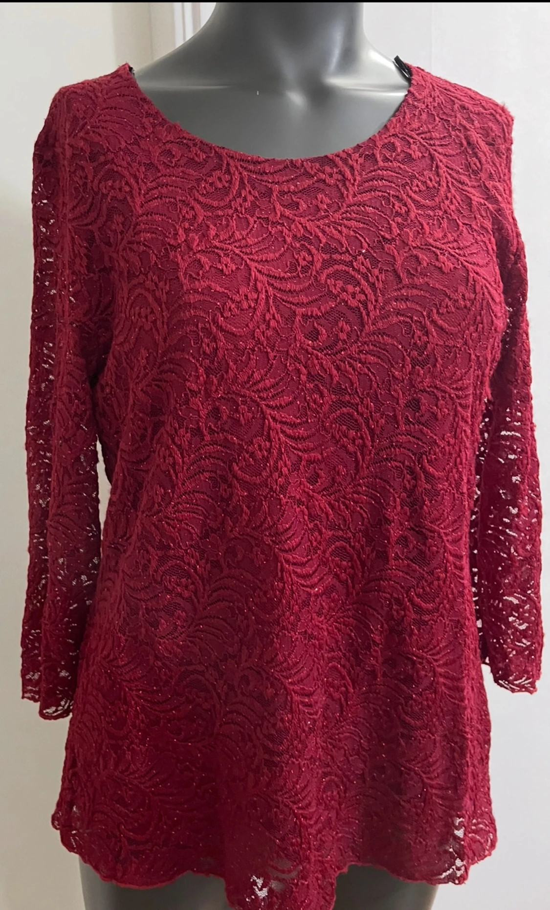 Röd spetsblus med lång ärm - 1