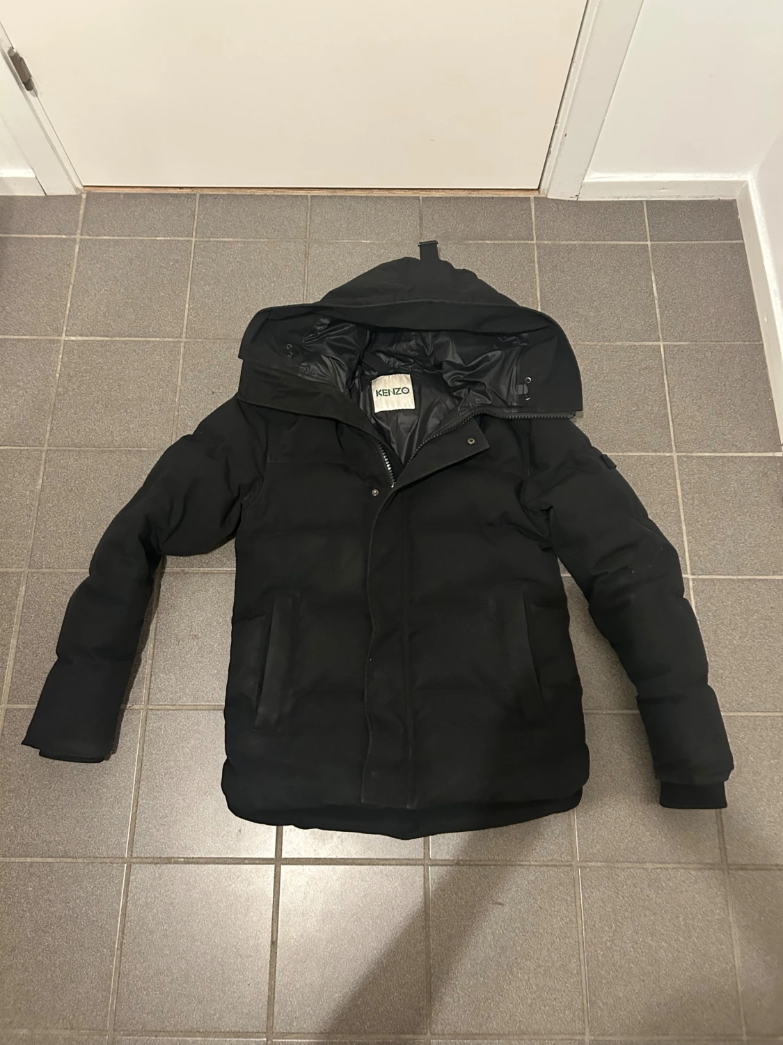 Svart pufferjacka från Kenzo