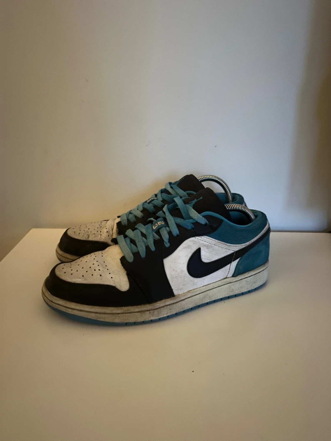 Nike Jordan 1 Low turkos/svart/vit