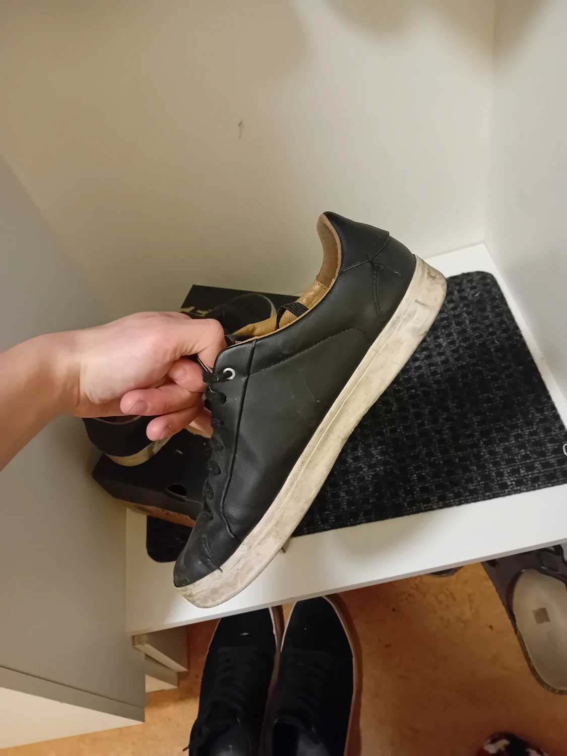 Svarta sneakers från Race Marine i skinn med snörning - 2