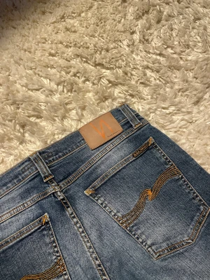 NYA Nudie Jeans - Fräscha och stilrena jeans ifrån Nudie i modellen Lean Dean - Skick: 9.5/10 - Storlek: W30 L34 - Mitt pris: 649kr - DM vid frågor & funderingar!