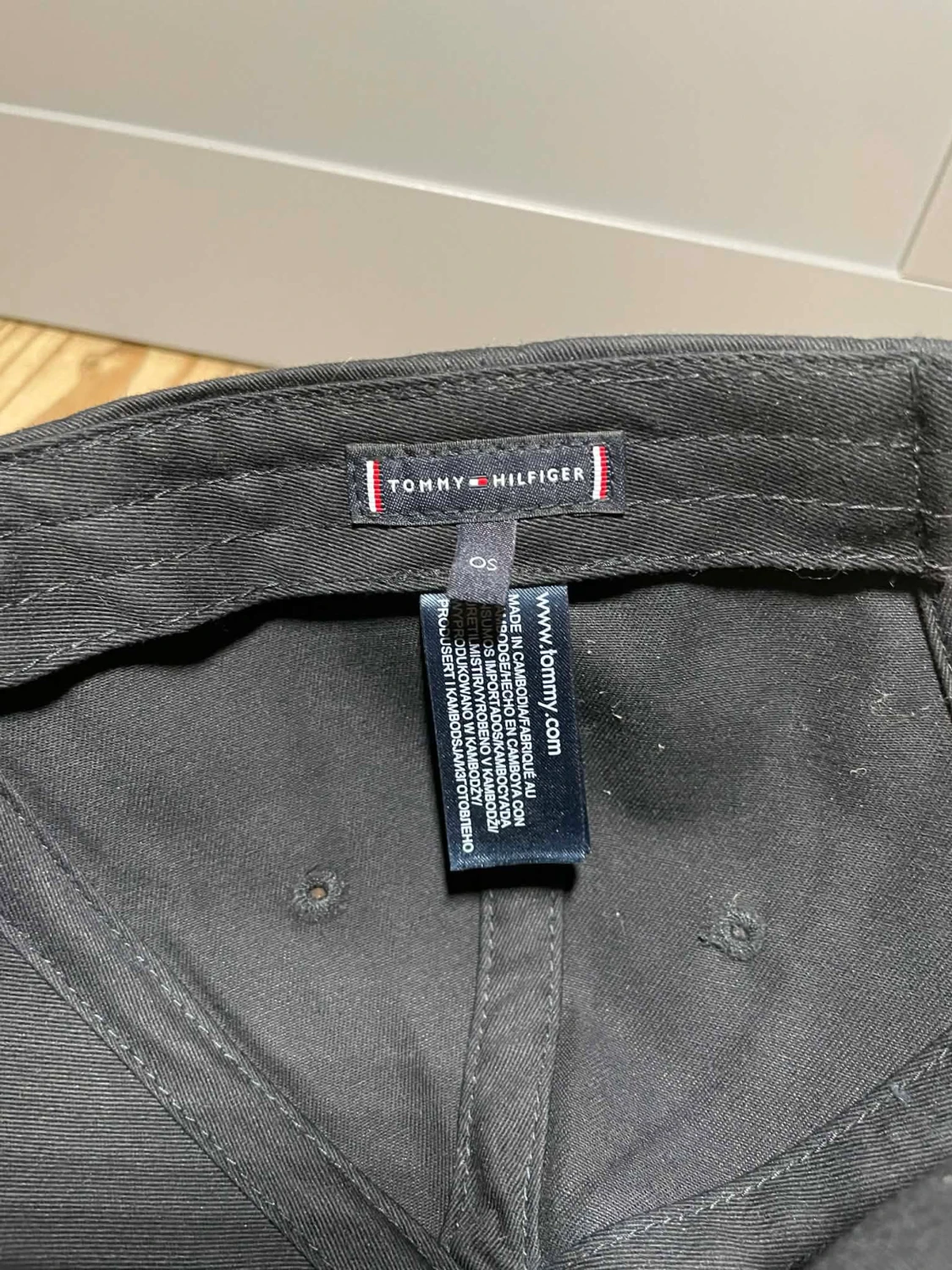 Svart keps Tommy Hilfiger - 1