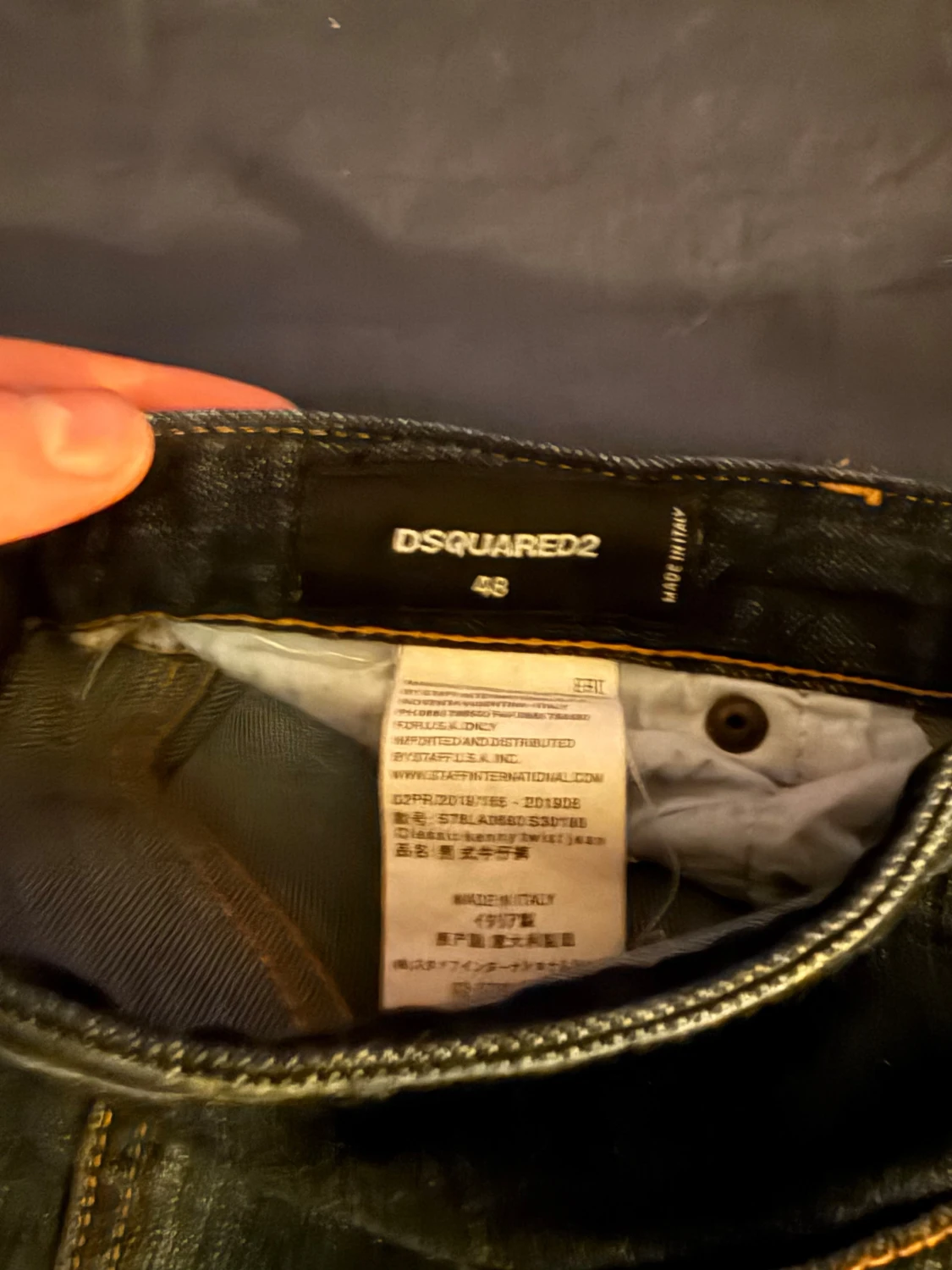 Mörkblå jeans från Dsquared2, stl 48 - 2