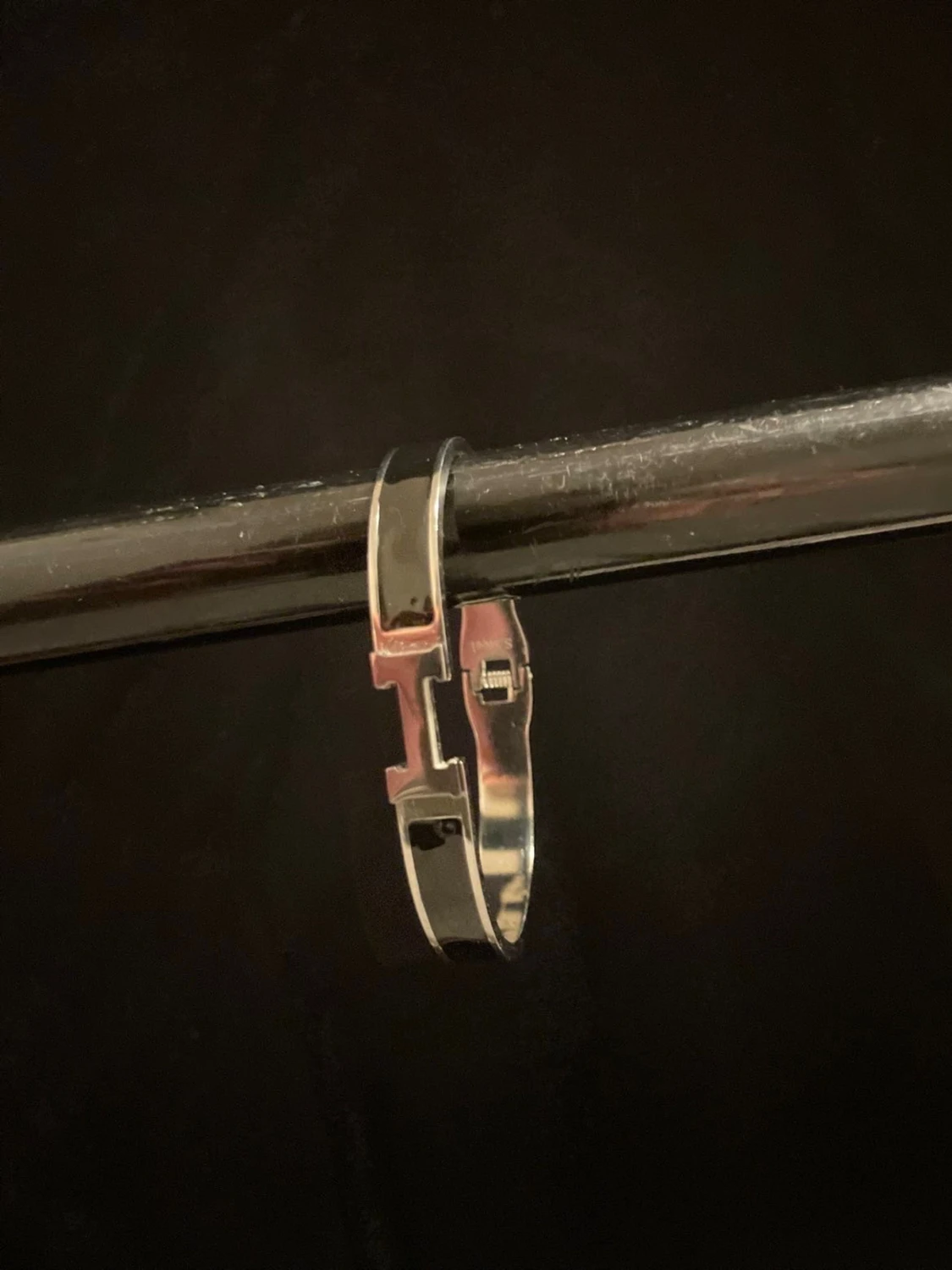 Silverfärgat H-armband - 1