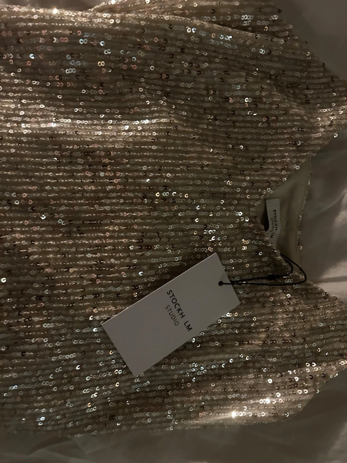 Glittrig paljettlinnetopp från Stockh LM Studio - 2