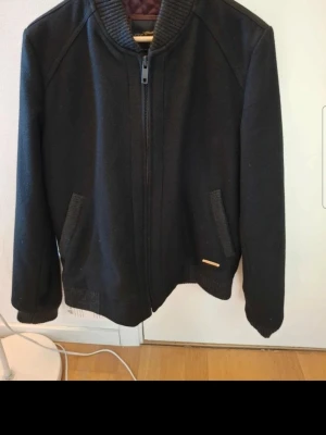 Burberry jacka  - Really good quality köpte i London . 