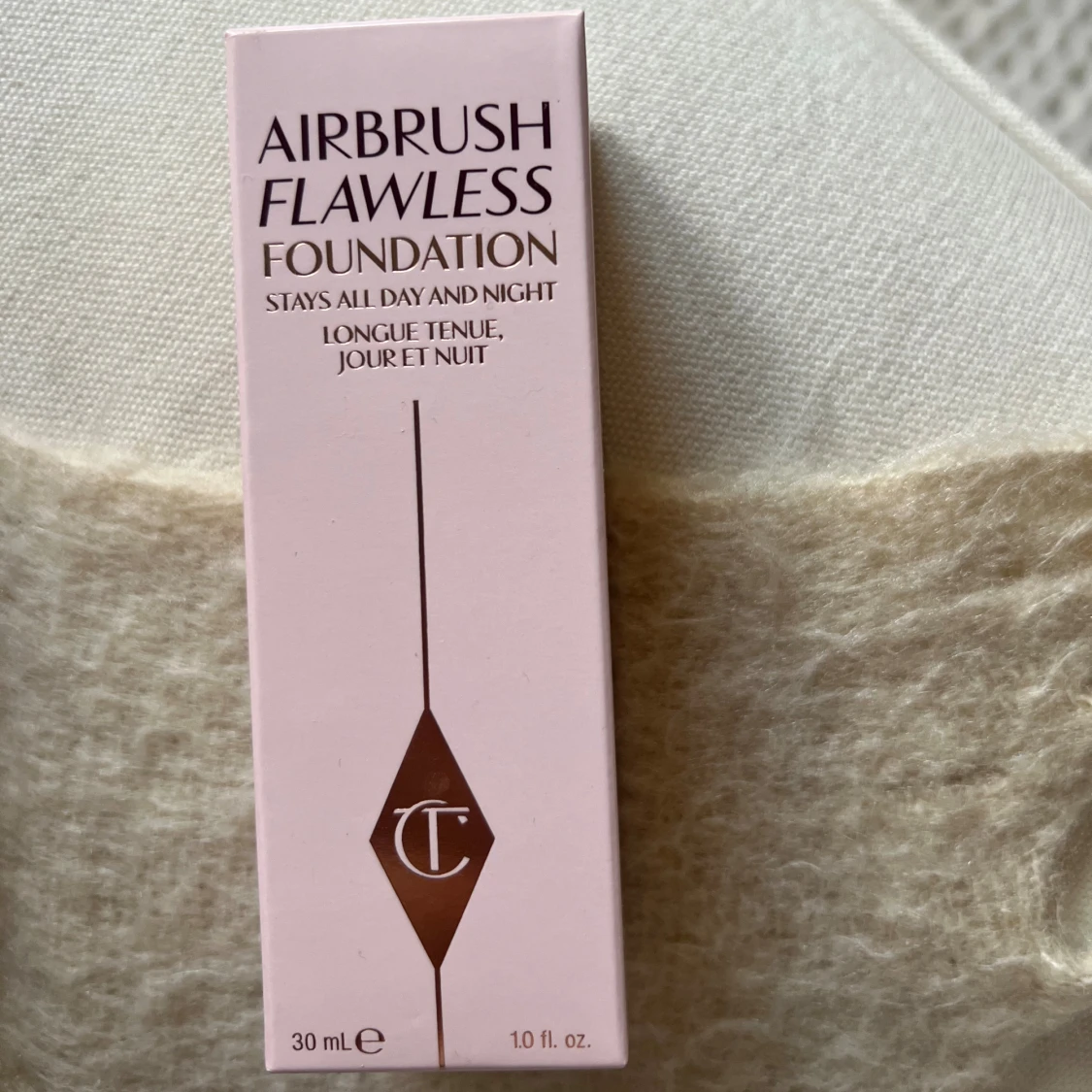 Charlotte Tilbury Airbrush Flawless Foundation - 2