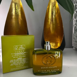 Gucci Guilty Elixir Pour Homme 60ml - Gucci Guilty Elixir de Parfum Pour Homme, 60 ml. Tillverkad i Spanien. Fåtal sprays använda. Otroligt långvarig doft 