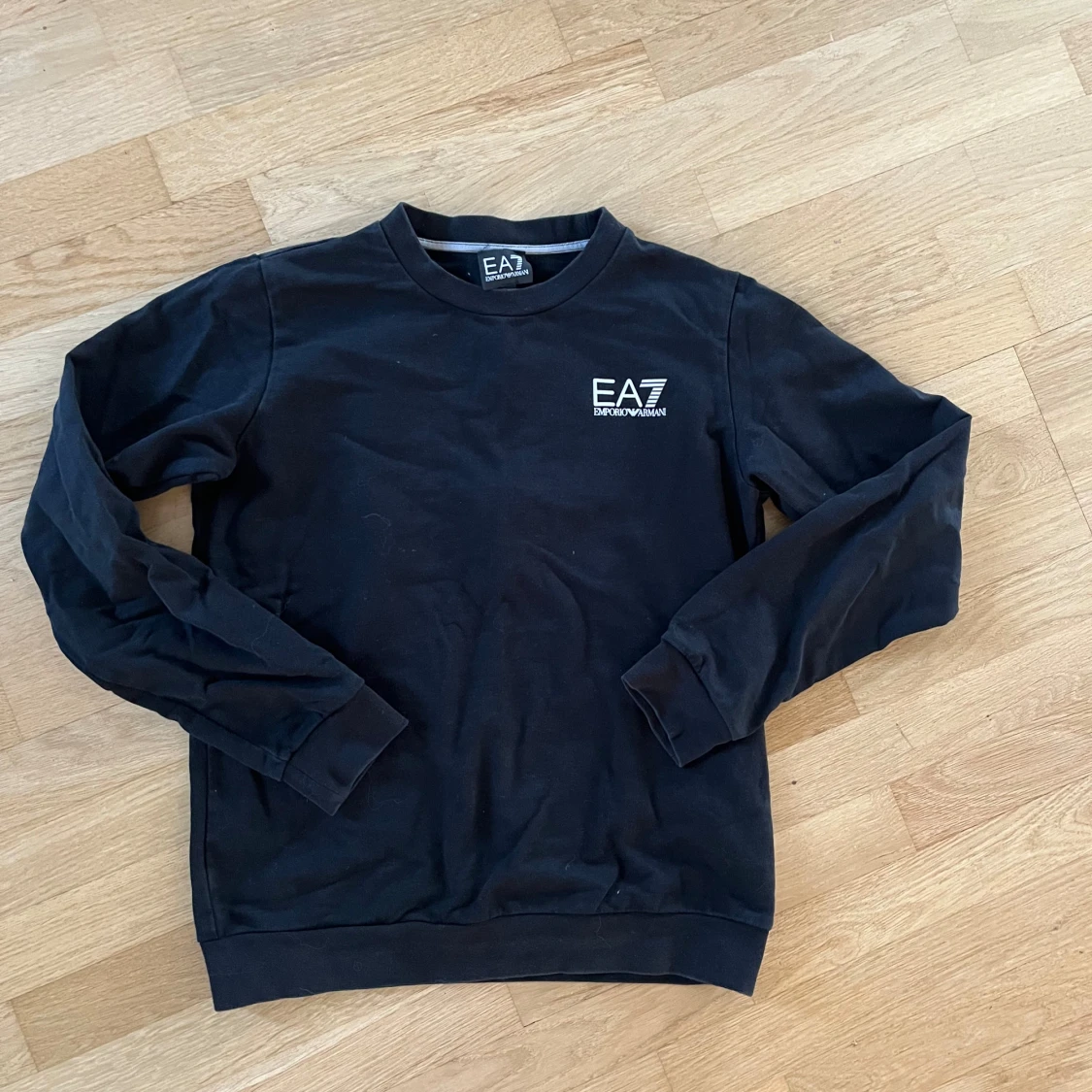 Svart EA7 Emporio Armani sweatshirt