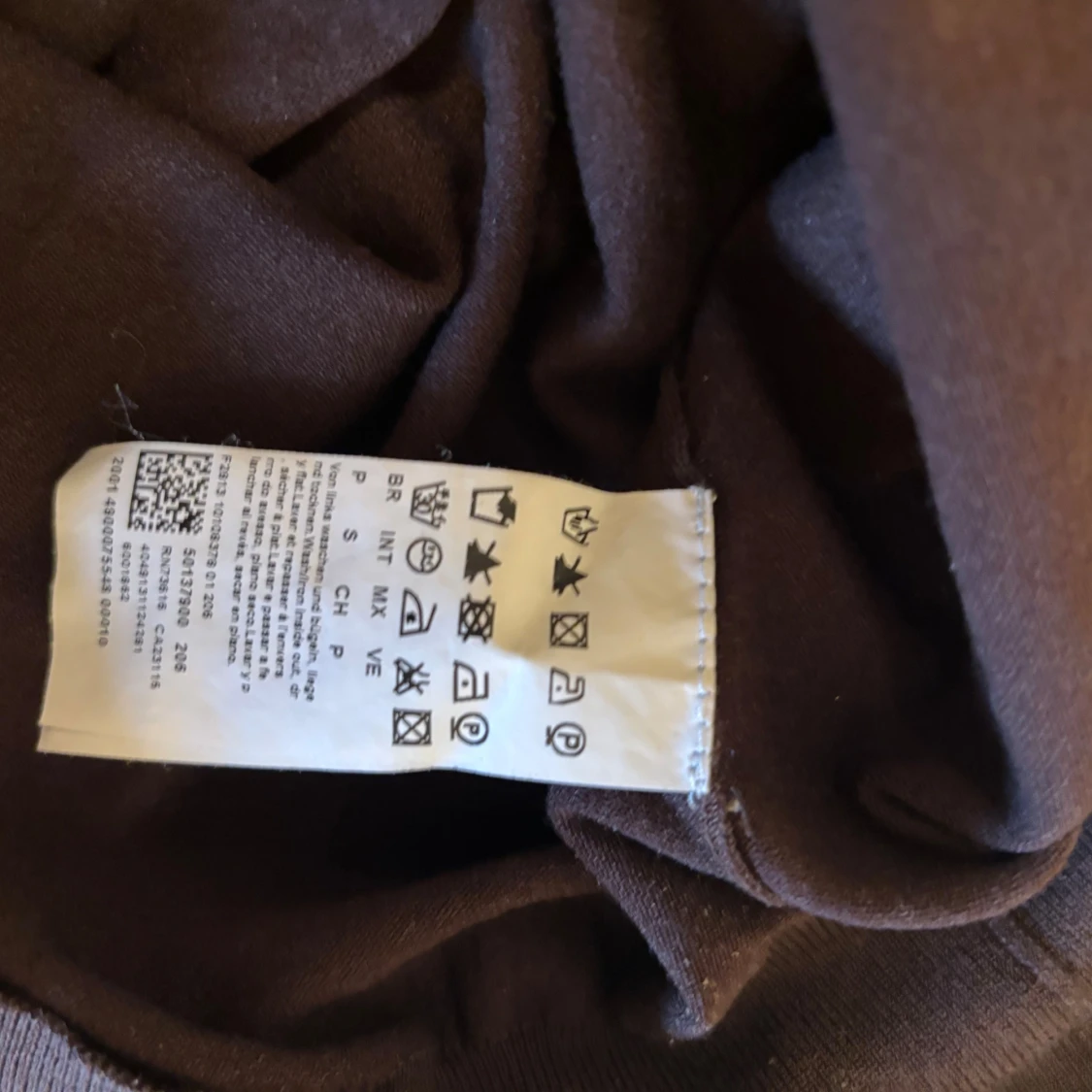 Brun polotröja från BOSS med knappar - 3