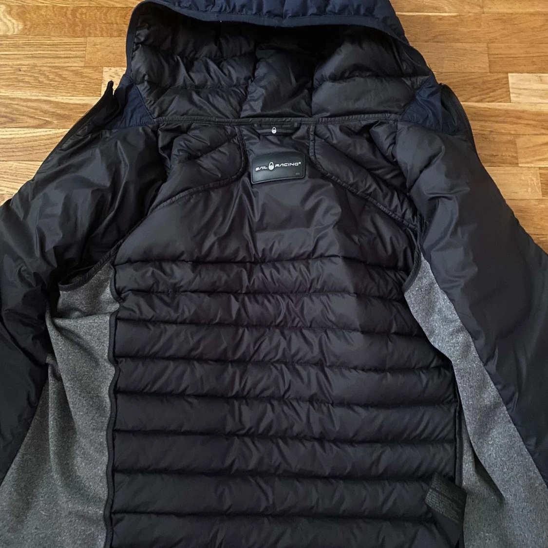 Mörkblå Sail Racing jacka - 2