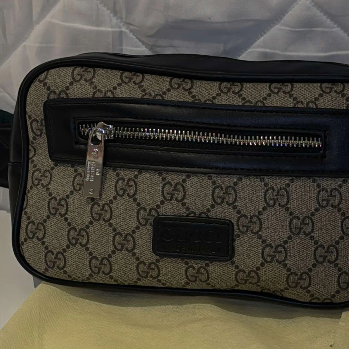 GG beige waist bag 