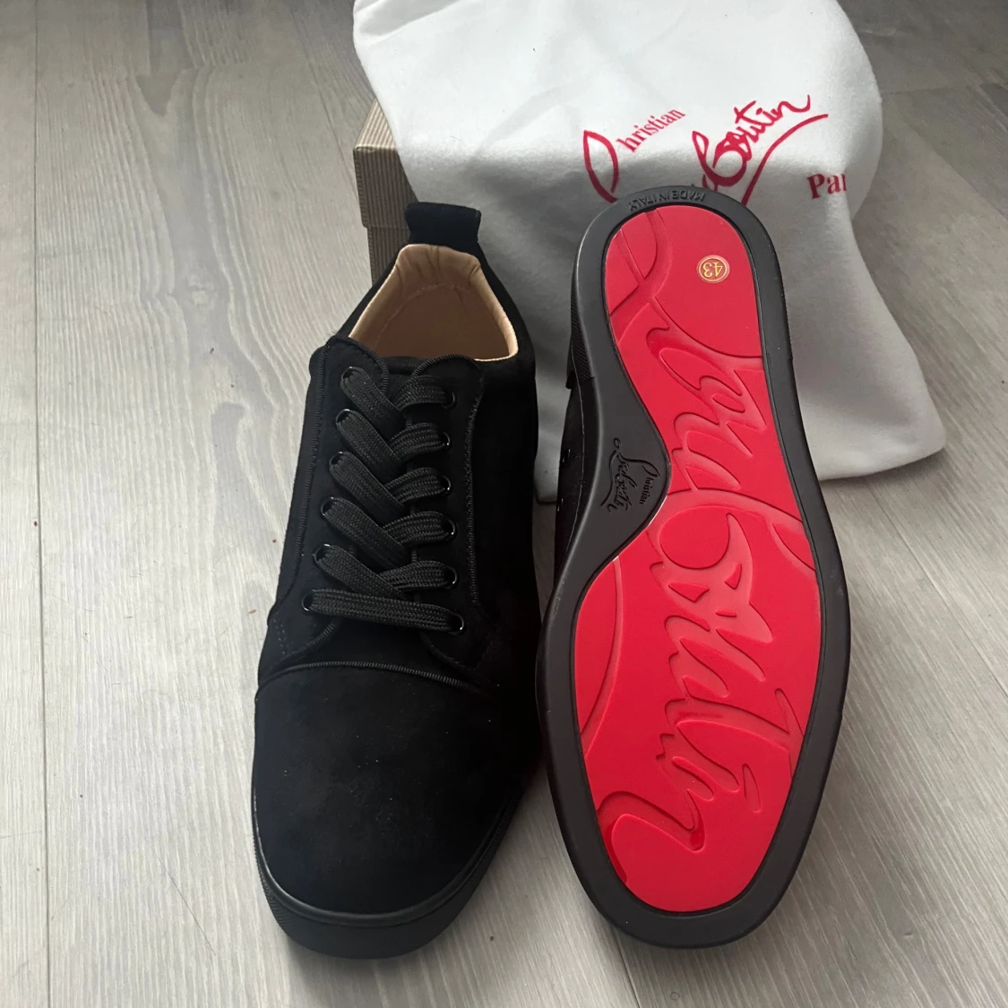 Christian Louboutin svarta sneakers mocka - 3