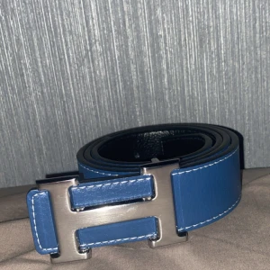 Blå bälte  - 10/10 skick 