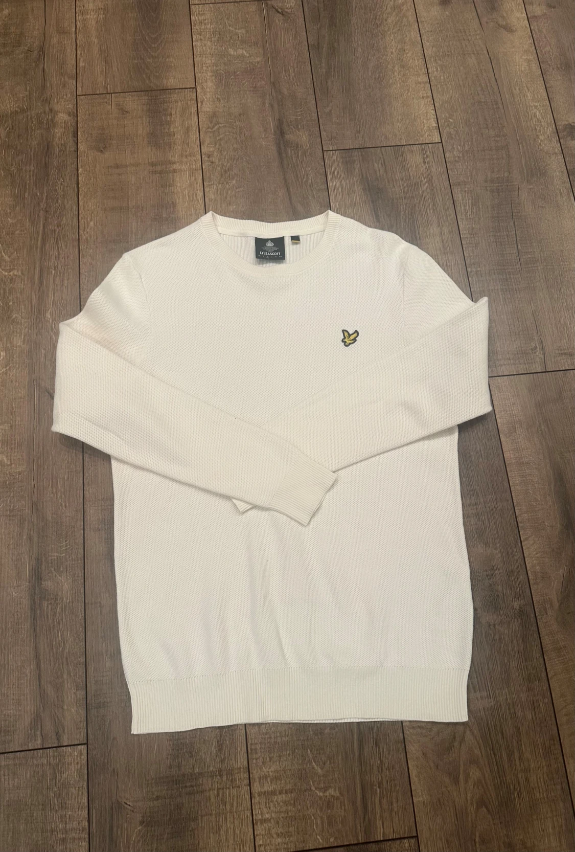 Vit stickad tröja från Lyle & Scott